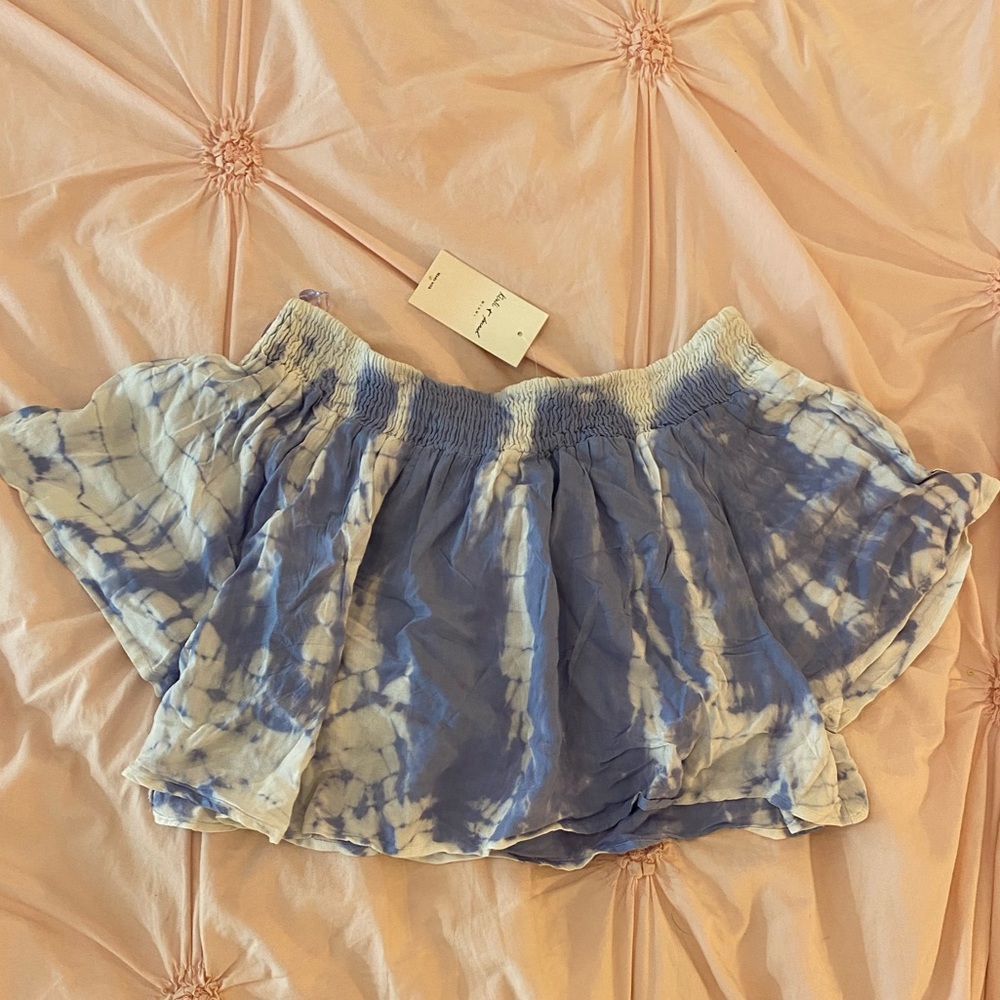 Tye dye off the shoulder crop top